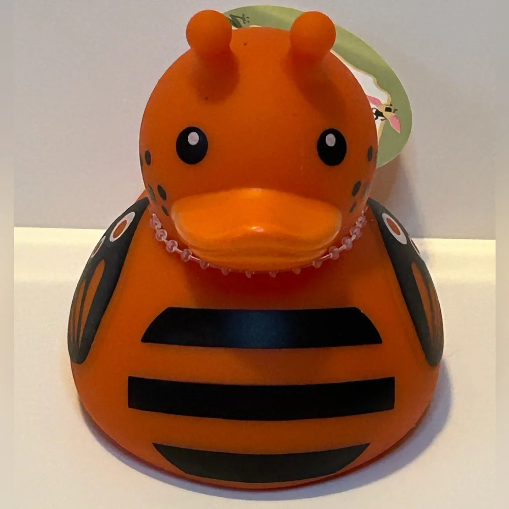 NEW!! Bullseye Playground Summer Rubber Duck Set-Includes 4 Ducks-(NWT)